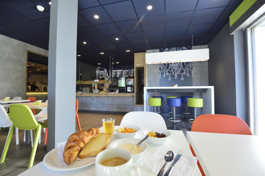 Ibis Budget Pau Lescar Exterior foto
